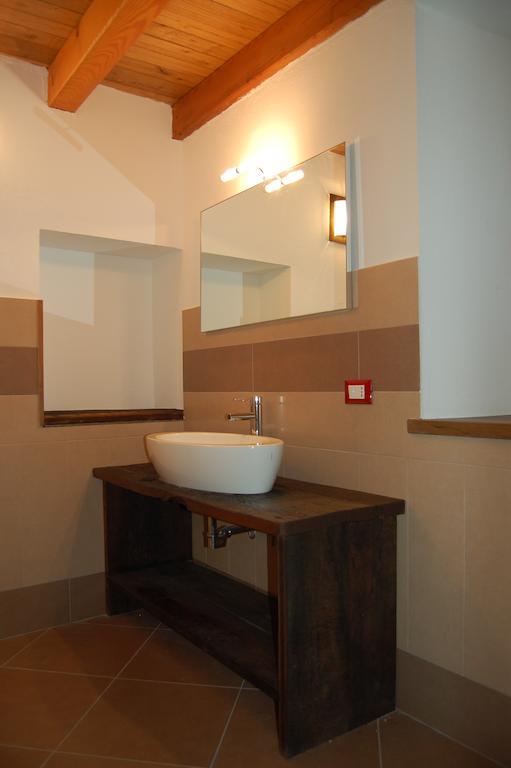 Bed and Breakfast Il Nocciolo Бар Экстерьер фото